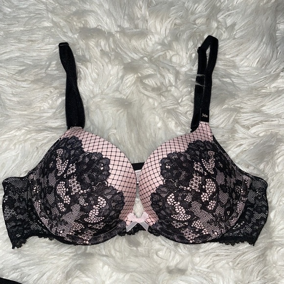 Victoria’s Secret Dream Angels Bra Fishnet Lace VS Bra & VS Panty Set NEW!! - Picture 8 of 16